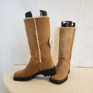 NWT La Canadienne W 8 Cosy Shearling Lined Winter Boots Camel Suede Outer A424